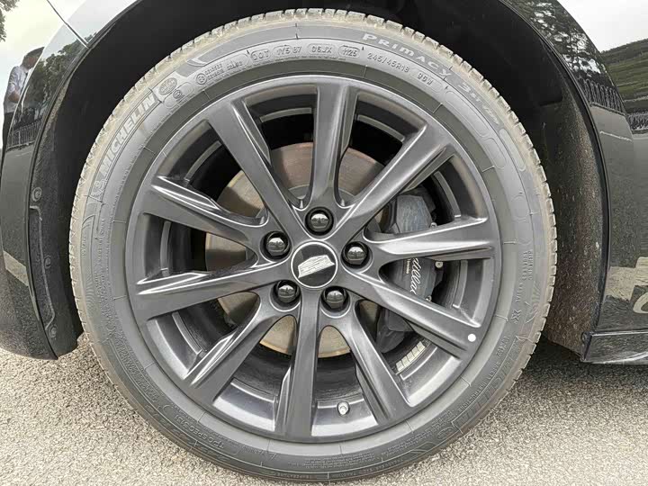 Cadillac CT5 2025 2025款 28T 赛道性能版