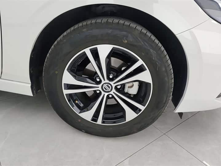 Zdjęcie 6 - Nissan Sylphy