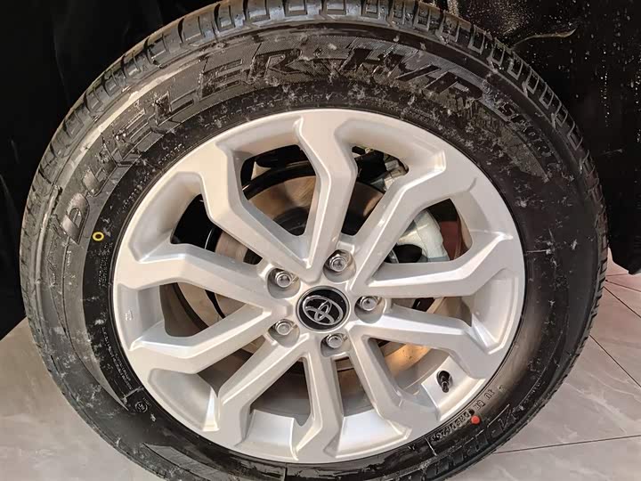 Toyota Frontlander 2026 2026款 2.0L CVT舒适版