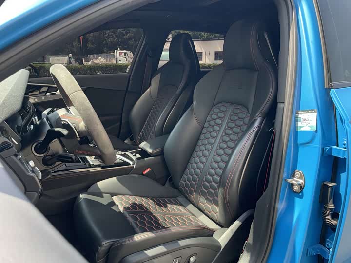Audi RS 4 2021 2021款 RS4 Avant 黑曜版