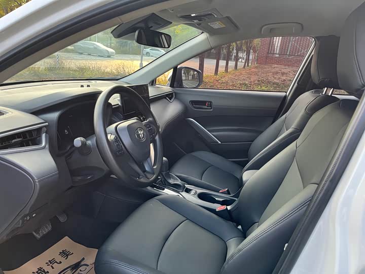 Toyota Corolla Cross 2024 2024款 2.0L 先锋版