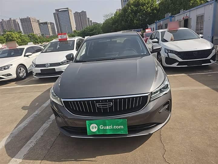 Фото 3 - Geely Emgrand