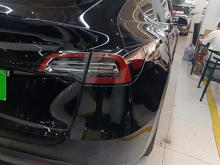 Tesla Model Y 2022 2022款 长续航全轮驱动版