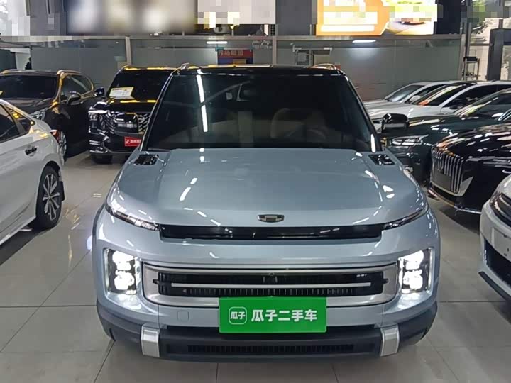 Фото 3 - Geely Icon