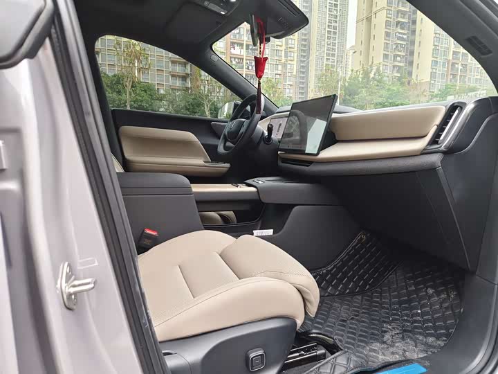 Volvo XC70 Hybrid 2026 2026款 四驱超长续航Ultra