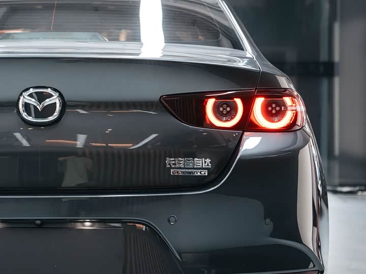 Mazda 3 (Axela) 2025 2025款 2.0L 自动质臻版