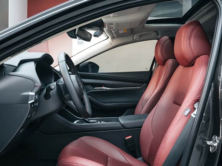 Mazda 3 (Axela) 2025 2025款 2.0L 自动质臻版