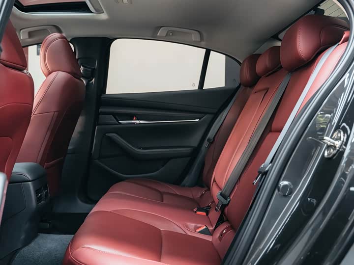 Mazda 3 (Axela) 2025 2025款 2.0L 自动质臻版