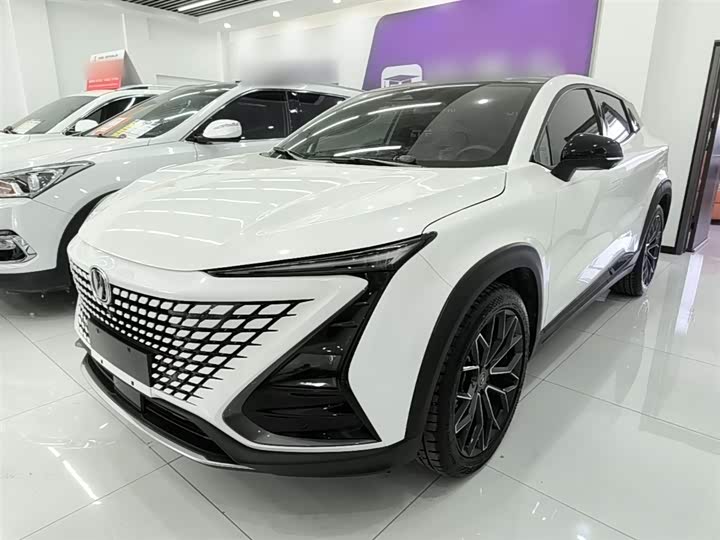Фото 2 - Changan UNI-T