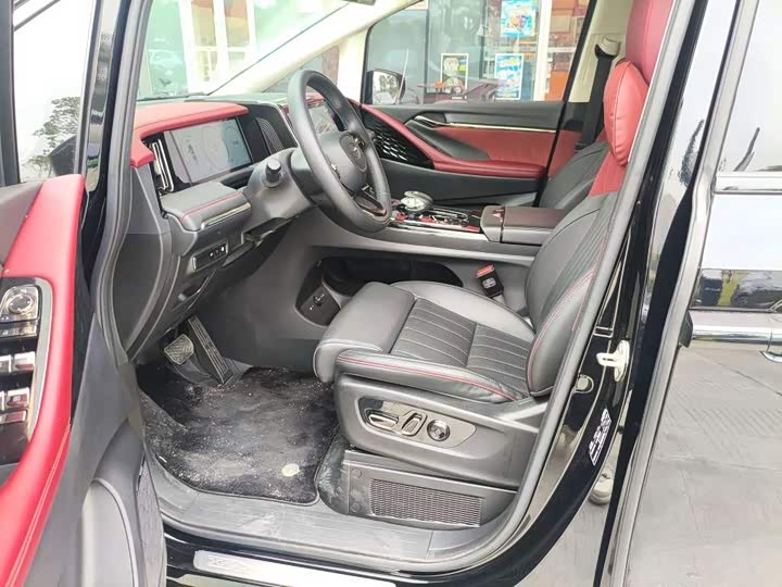 2025 GAC Trumpchi E9