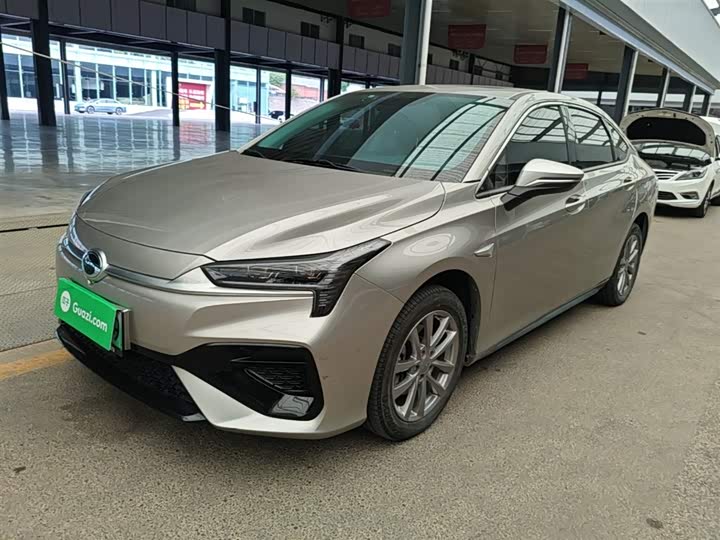 Фото 2 - GAC Aion S