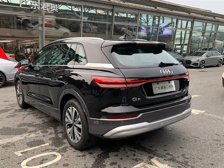 2023 Audi Q5 e-tron