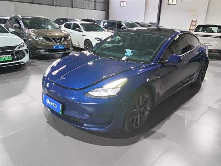Zdjęcie 1 - Tesla Model 3