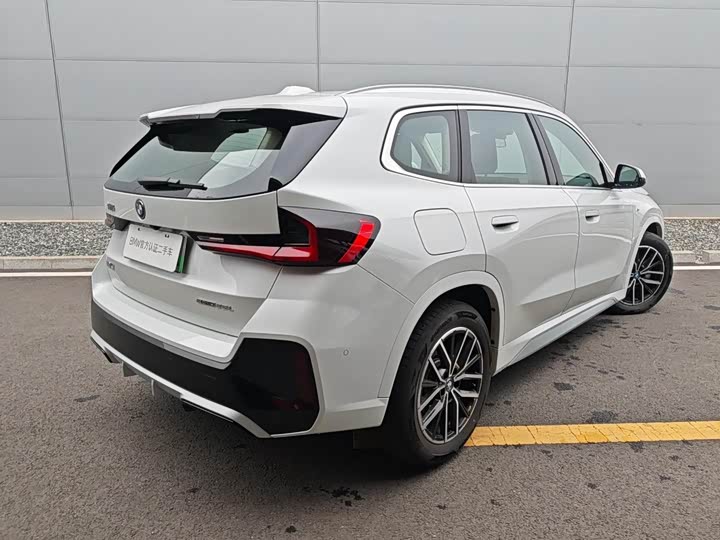 BMW iX1 2025 2025款 eDrive25L M运动套装