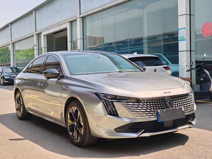 Peugeot 508 2023 2023款 508L 400THP 驭动旗舰版