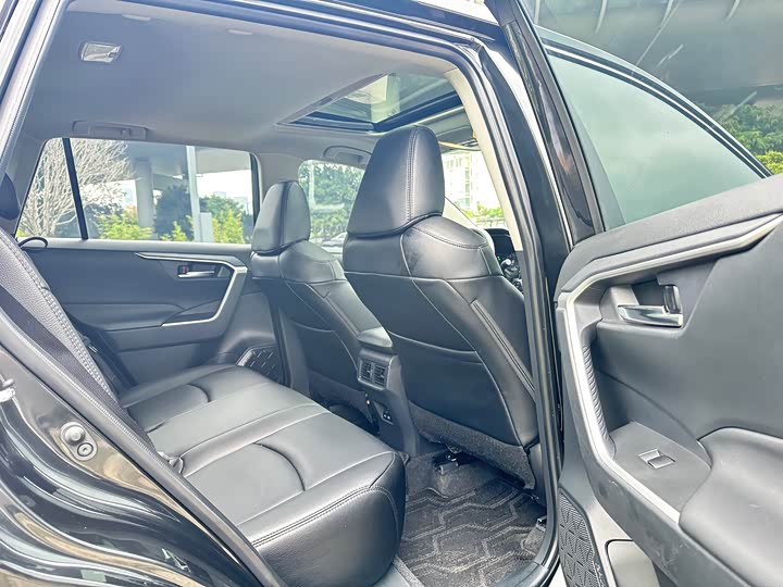 Toyota RAV4 2021 2021款 2.0L CVT两驱风尚版