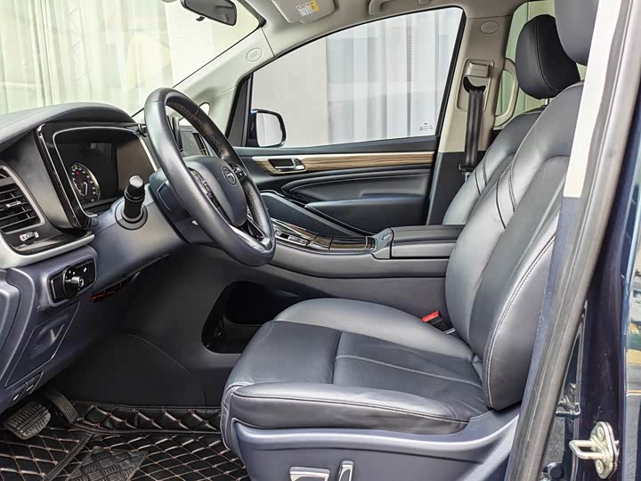 Фото 9 - GAC Trumpchi M8