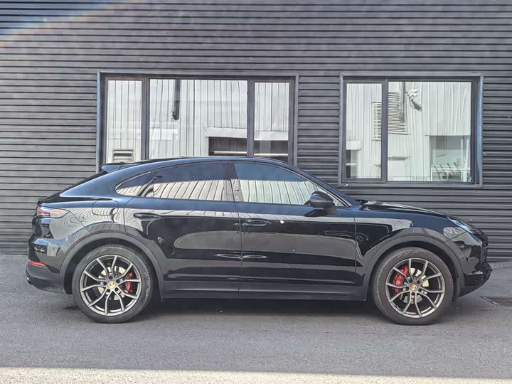 Фото 4 - Porsche Cayenne