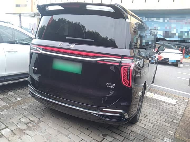 Фото 7 - Hongqi HQ9 Hybrid