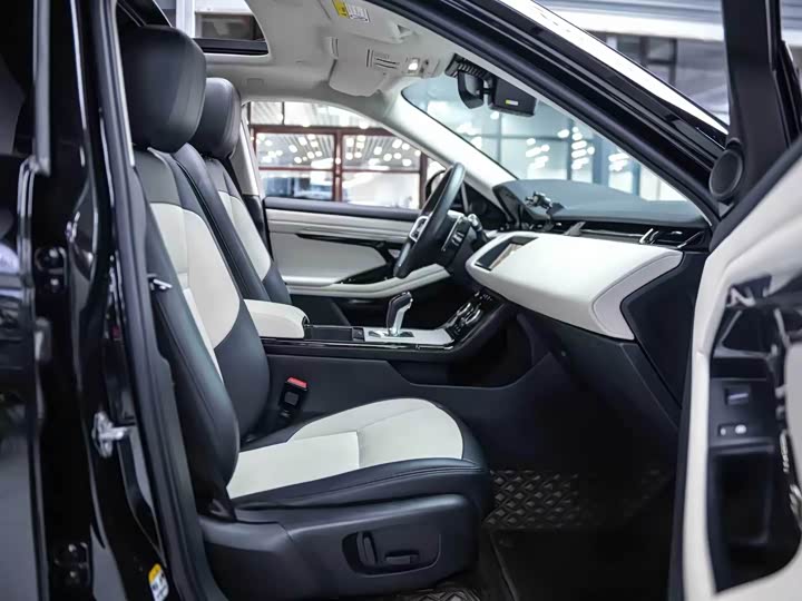 Фото 8 - Land Rover Range Rover Evoque L