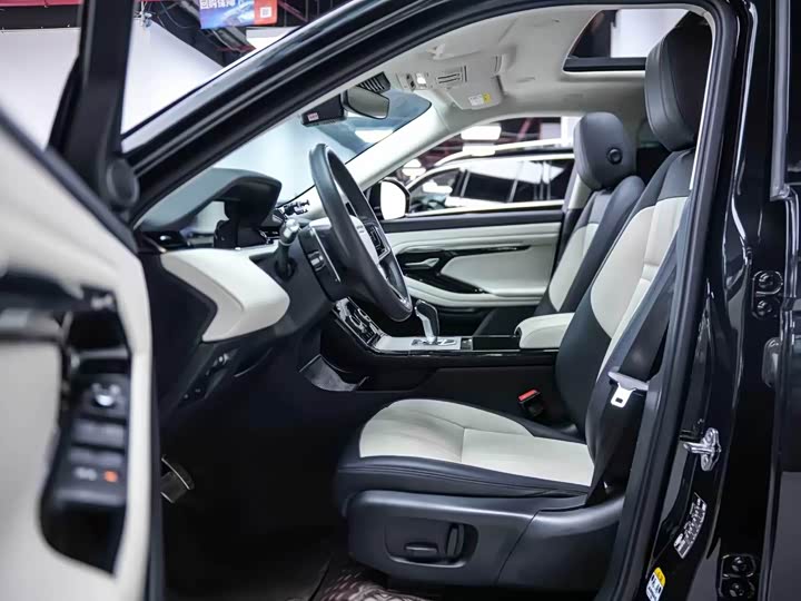 Фото 9 - Land Rover Range Rover Evoque L