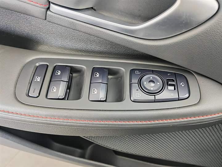 Фото 9 - Hyundai Sonata N Line