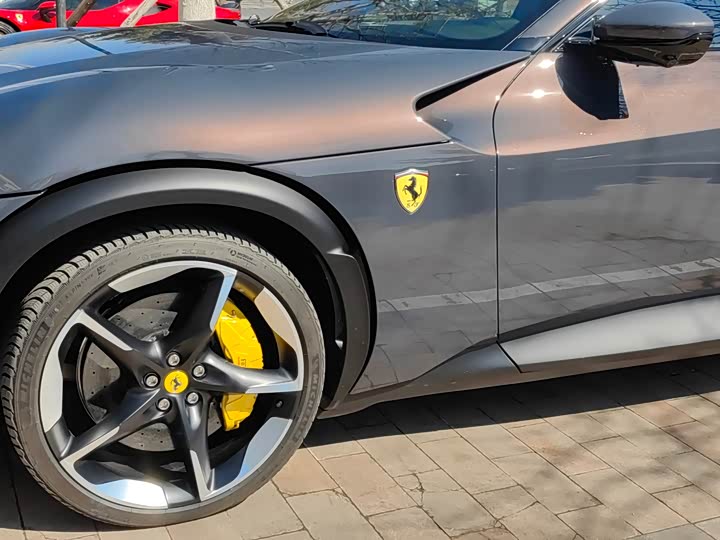 Ferrari Purosangue 2023 2023款 6.5L V12