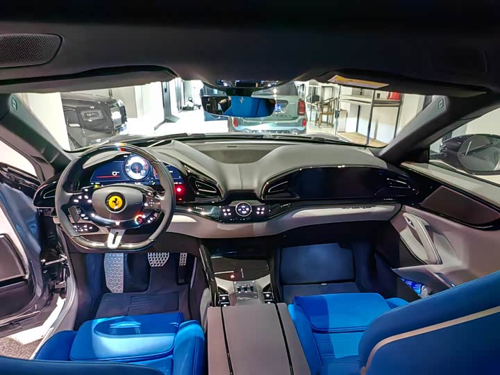 Ferrari Purosangue 2023 2023款 6.5L V12