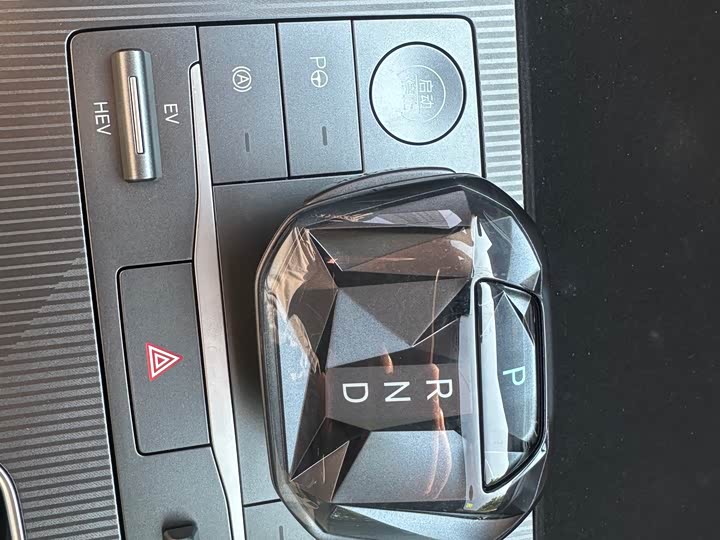 BYD Song L DM-i Hybrid 2025 2025款 智驾版 112km 领先型