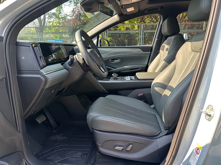 BYD Song L DM-i Hybrid 2025 2025款 智驾版 112km 领先型