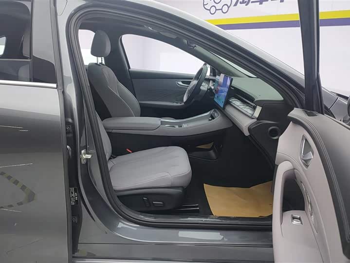 Roewe M7 DMH 2025 2025款 160km臻享版