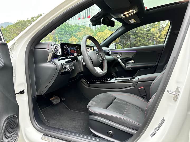 2025 Mercedes-Benz A-Class