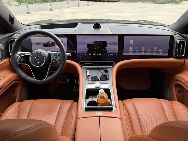 Aito M9 2025 2025款 增程 Ultra版 52kWh 6座版 (192线激光雷达）