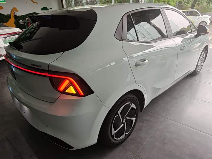 MG Motor 4 EV 2026 2026款 437 从容版