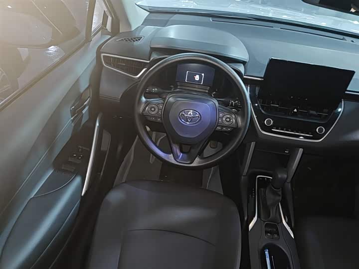 Фото 7 - Toyota Corolla Cross