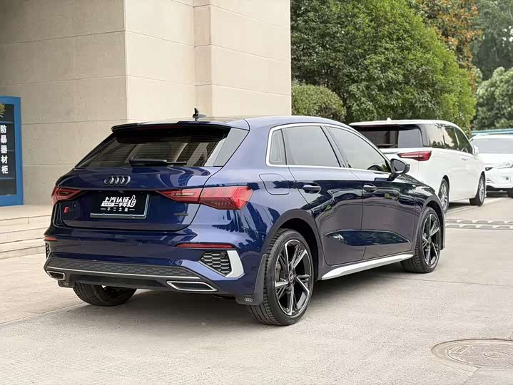 Фото 9 - Audi A3