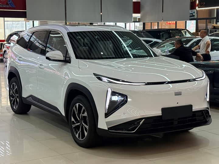 Geely Galaxy L7 2025 2025款 EM-i 115km 远航版