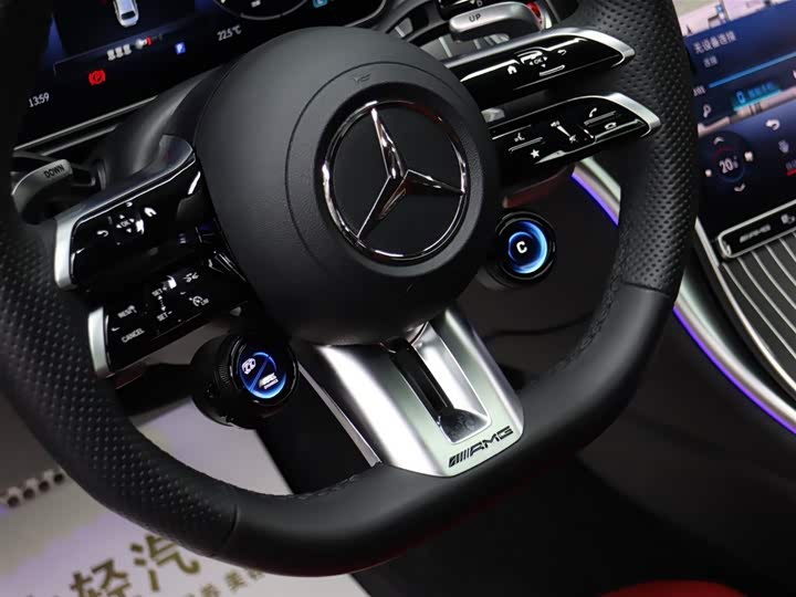 Zdjęcie 9 - Mercedes-Benz C-Class AMG
