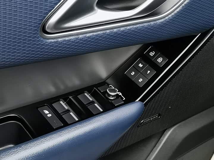 Land Rover Range Rover Velar 2021 2021款 P250 熠黑珍藏版