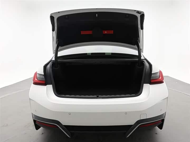 BMW i3 2025 2025款 eDrive 35 L