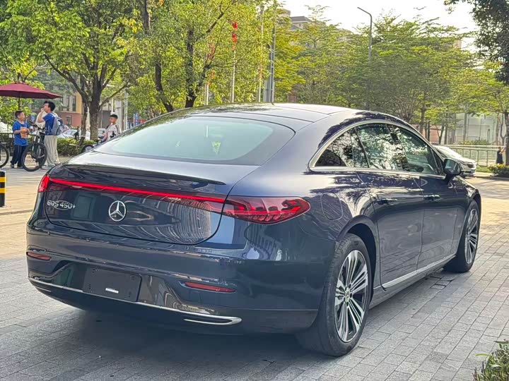 2023 Mercedes-Benz EQS
