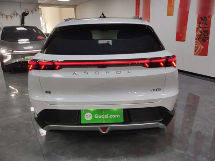BAIC Arcfox Alpha T5 2024 2024款 660 MAX