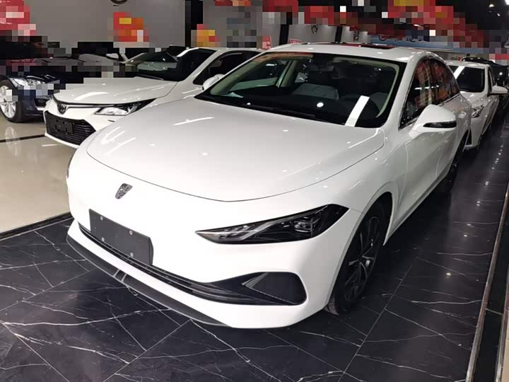 2025 Roewe D7