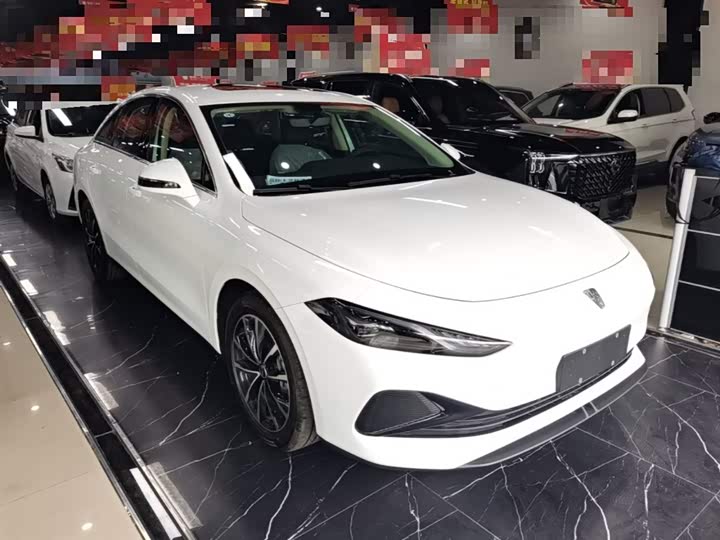 2025 Roewe D7