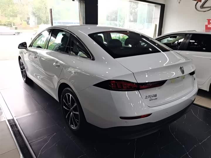 2025 Roewe D7