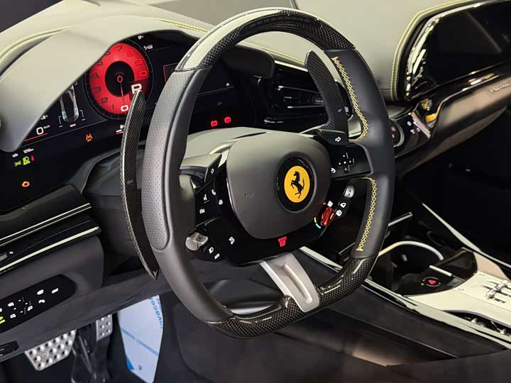 Ferrari Purosangue 2023 2023款 6.5L V12