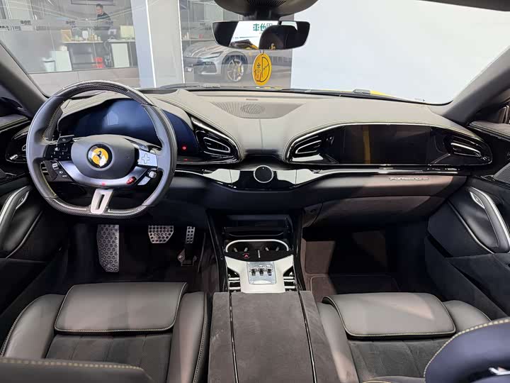 Ferrari Purosangue 2023 2023款 6.5L V12