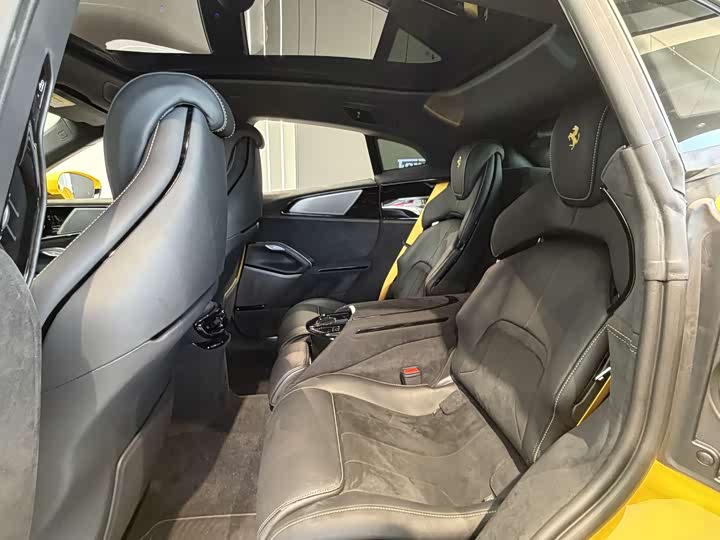 Ferrari Purosangue 2023 2023款 6.5L V12