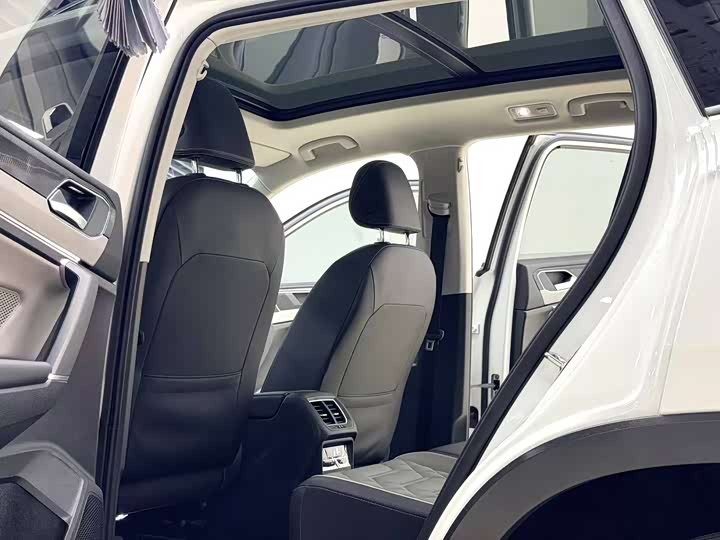 Фото 7 - Volkswagen Tayron