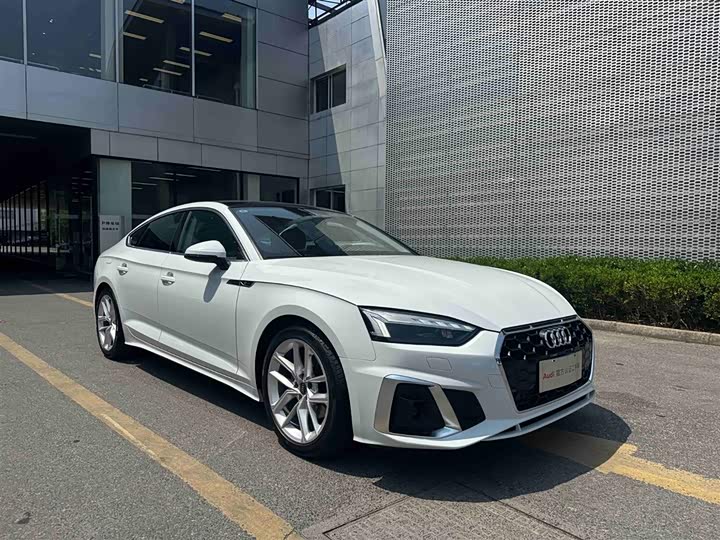Audi A5 2024 2024款 Sportback 40 TFSI 时尚动感型